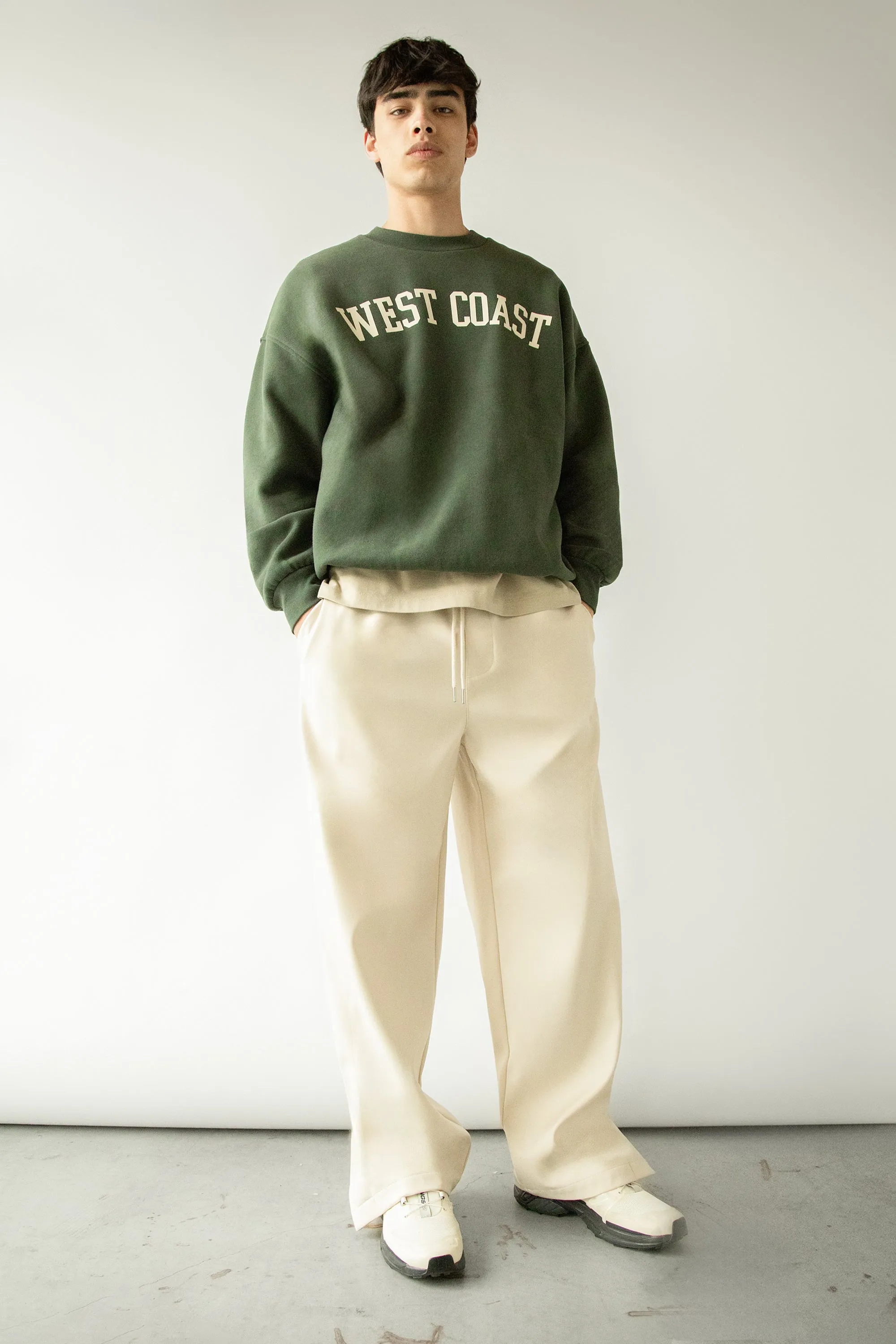 ELASTIC WAIST NYLON PANT