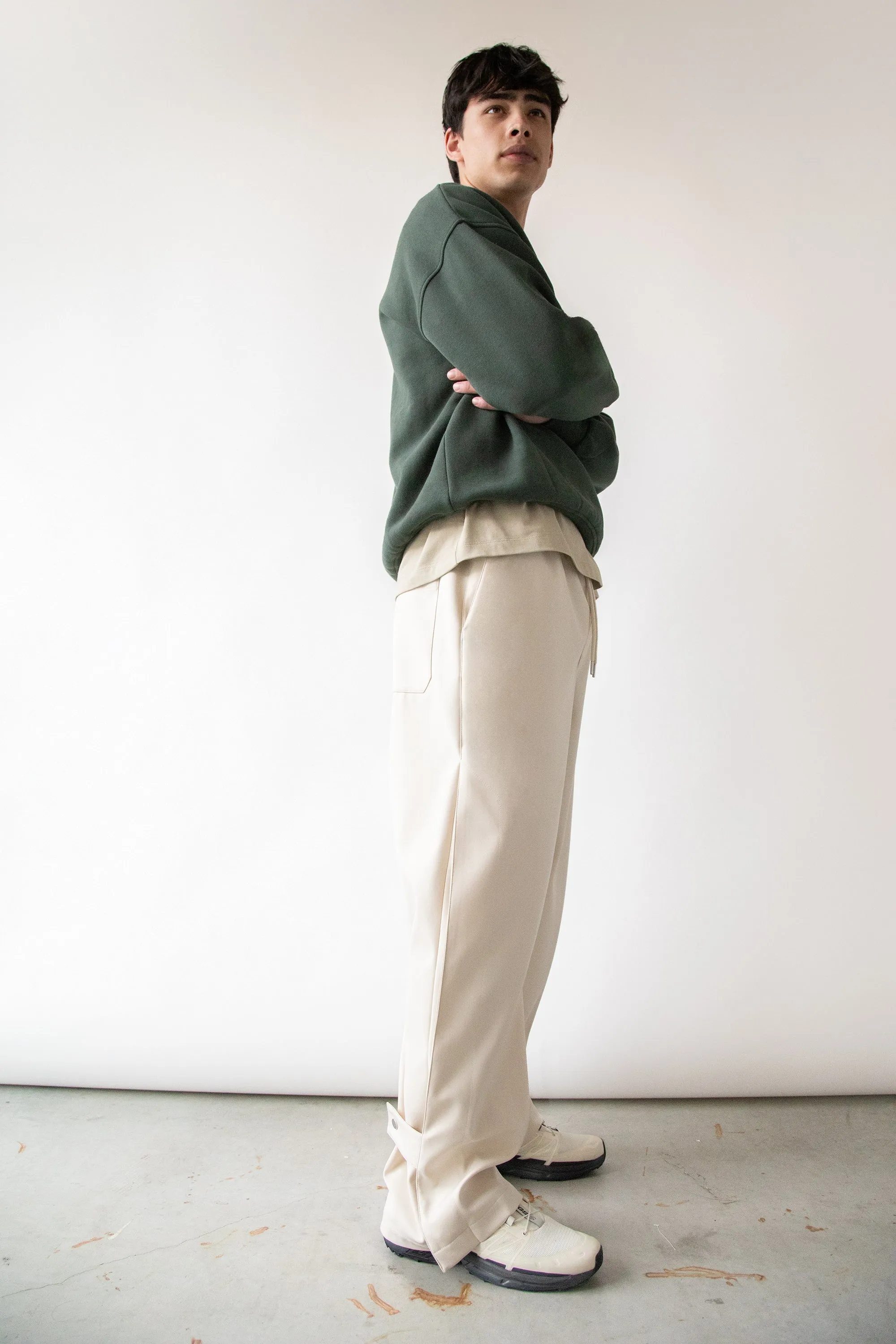 ELASTIC WAIST NYLON PANT