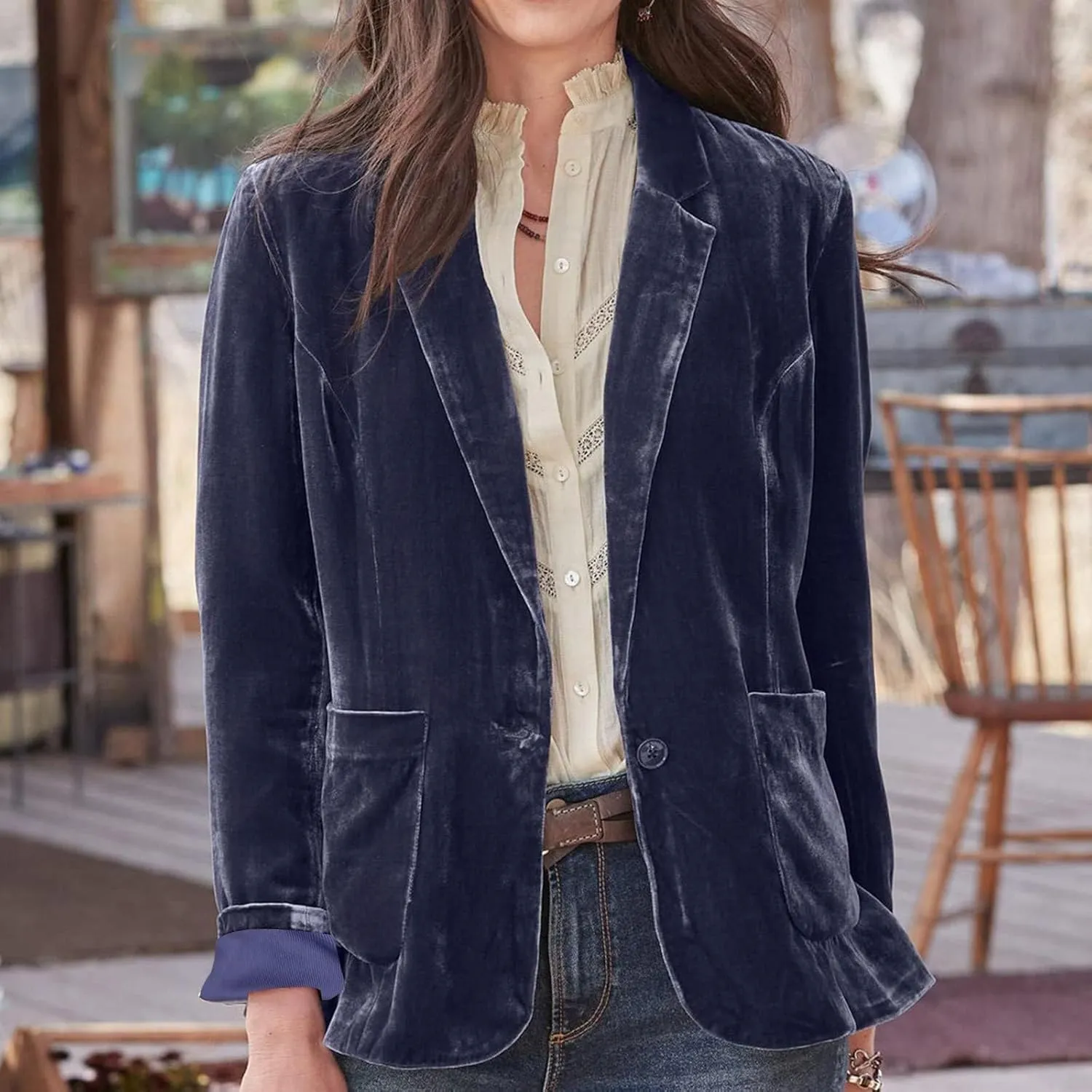 Women's Velvet Blazer Jackets Casual Long Sleeve Lapel Collar Pocketed Button Velvet Jacket Suits